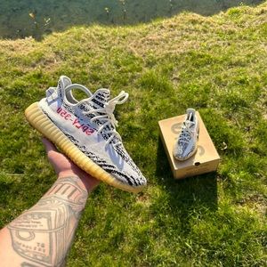 Yeezy boost 350 V2 ‘zebra’